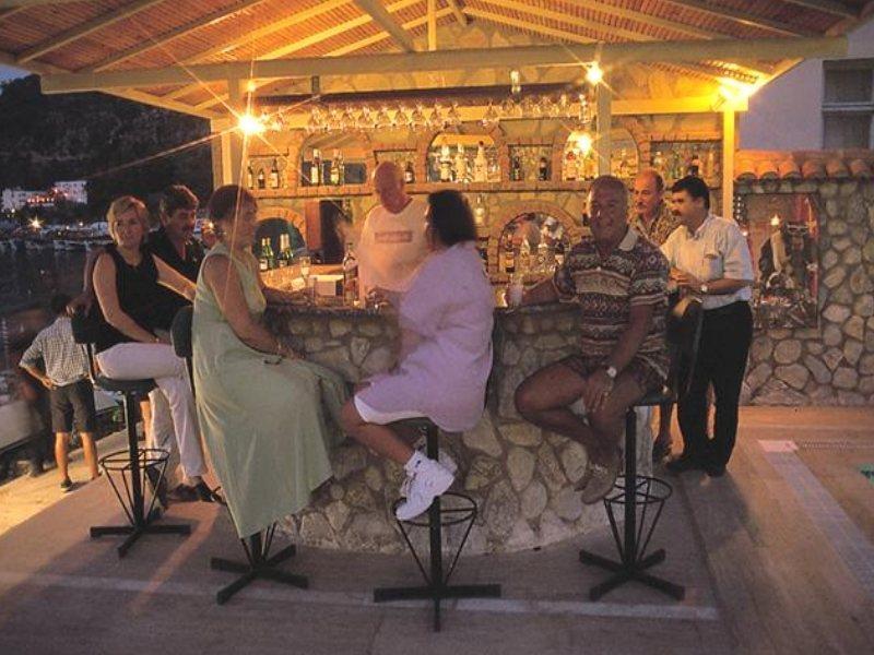 Zeybek Hotel تورونشْ المظهر الخارجي الصورة